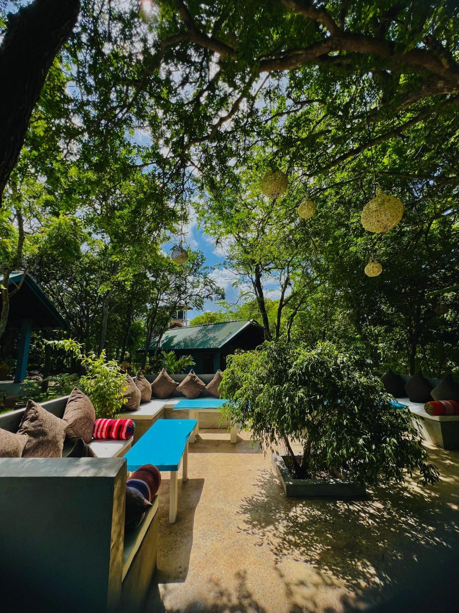 Maritime Nest Cabanas Тангалла Экстерьер фото