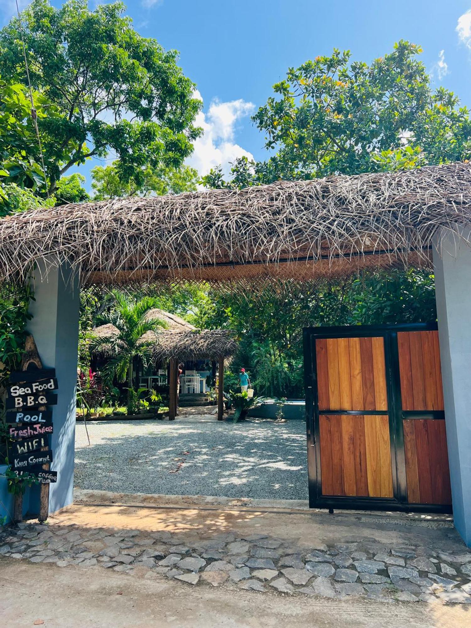Maritime Nest Cabanas Тангалла Экстерьер фото